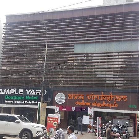 Ample Yard Hotel Madras Buitenkant foto